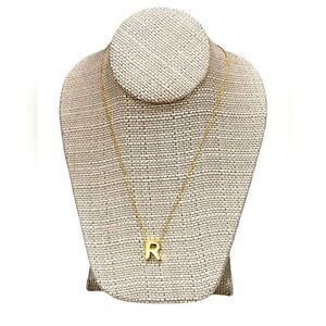 NWT Stainless Steel Elegant Gold Tone  Dainty Necklace initial  R  Pendant